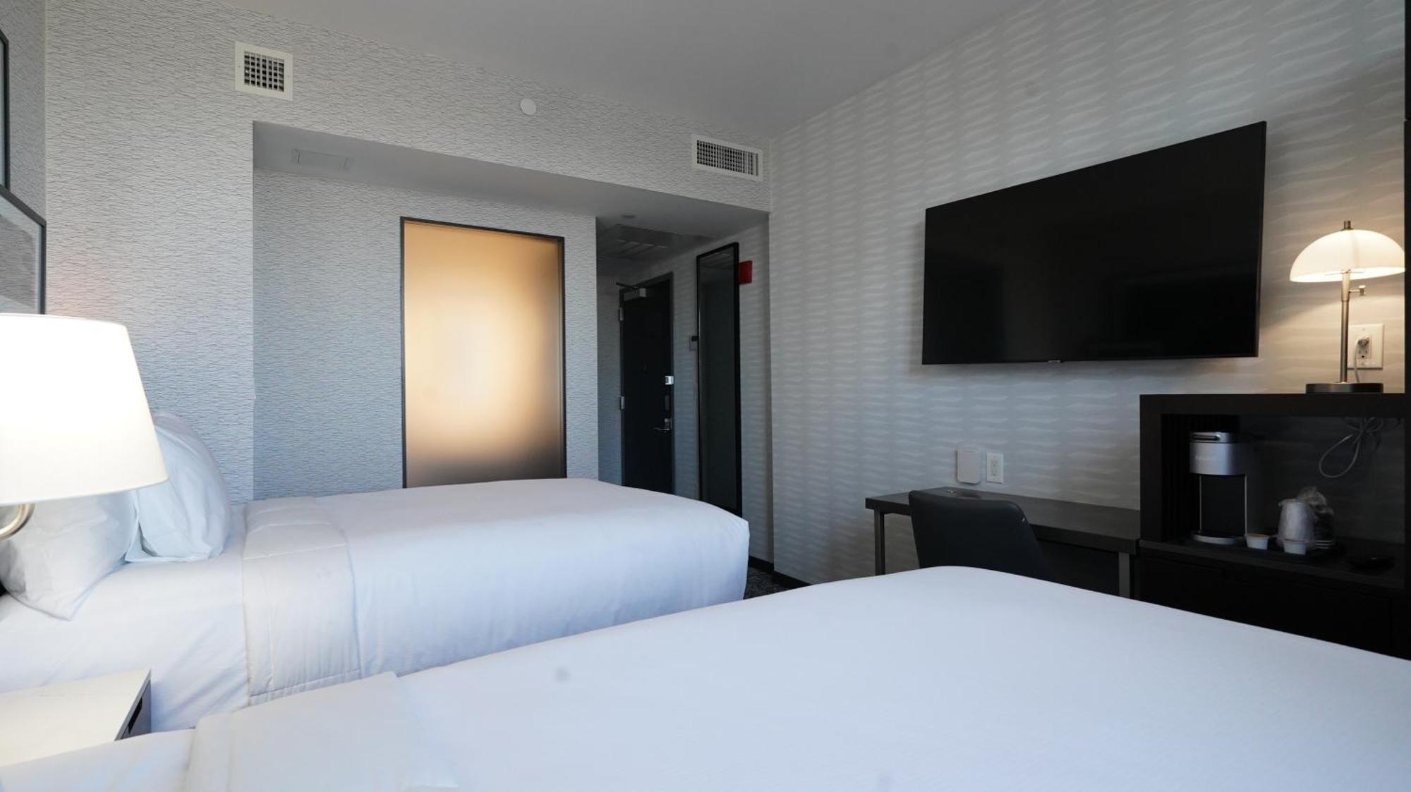 Doubletree By Hilton Long Island City, Ny New York Exterior foto