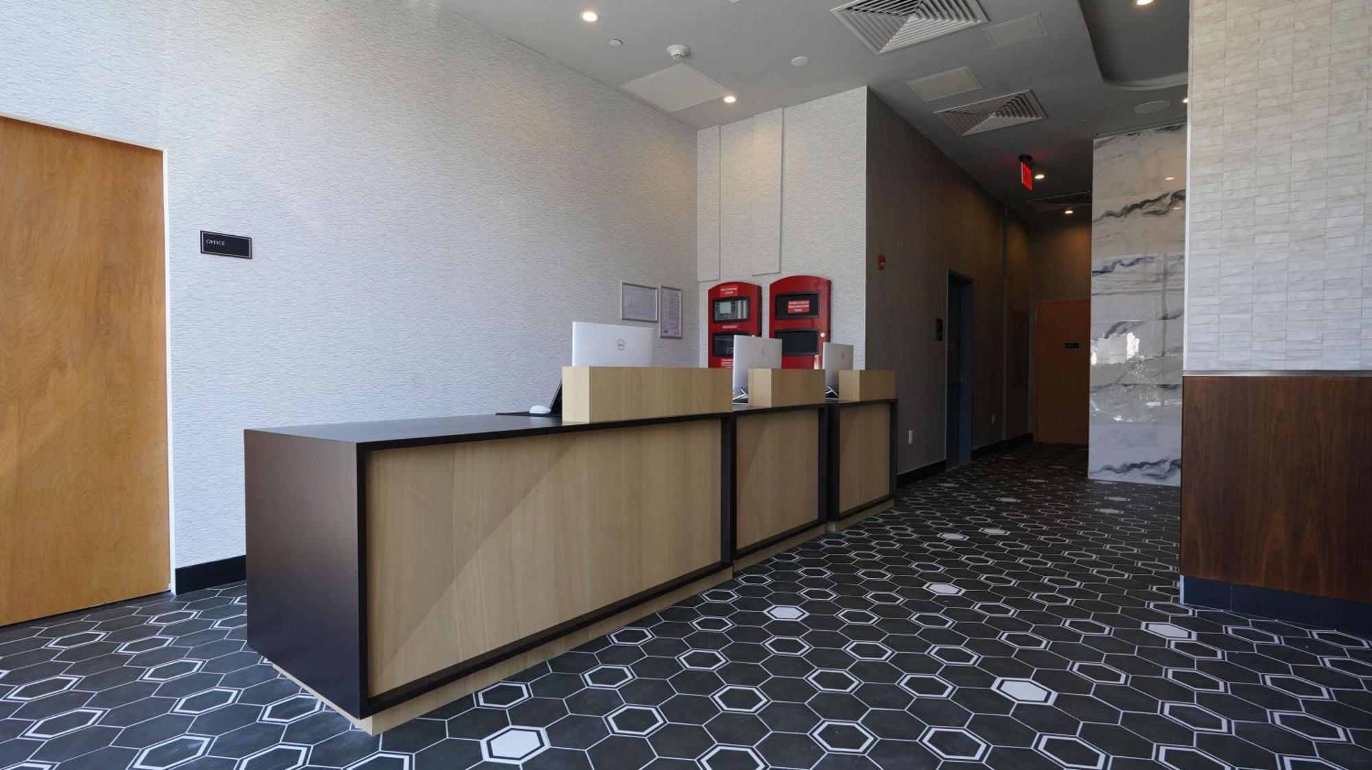 Doubletree By Hilton Long Island City, Ny New York Exterior foto